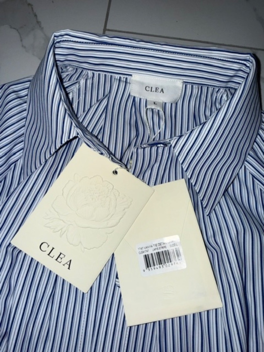 Clea Galerie VANYA TIE DETAIL SHIRT